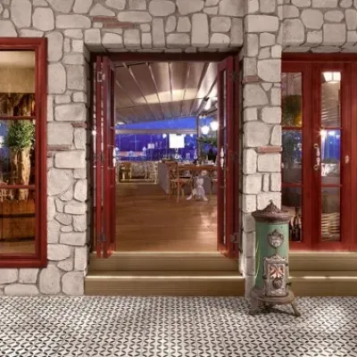 Mağaza Duvarı Troy Kültür Taşı Uygulaması