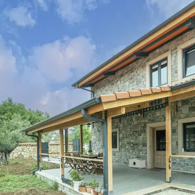 Tudor Kültür Taşı Köy Evi Duvar Kaplama