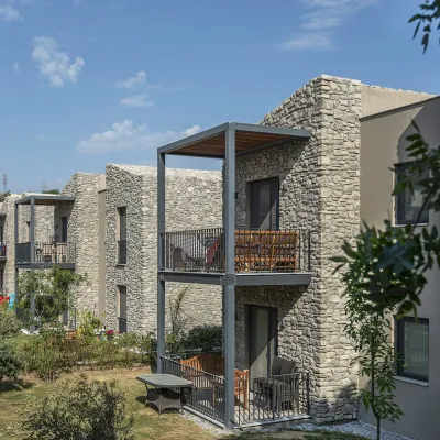 Rupe Zeytin Villa Kültür Taşı Kaplama