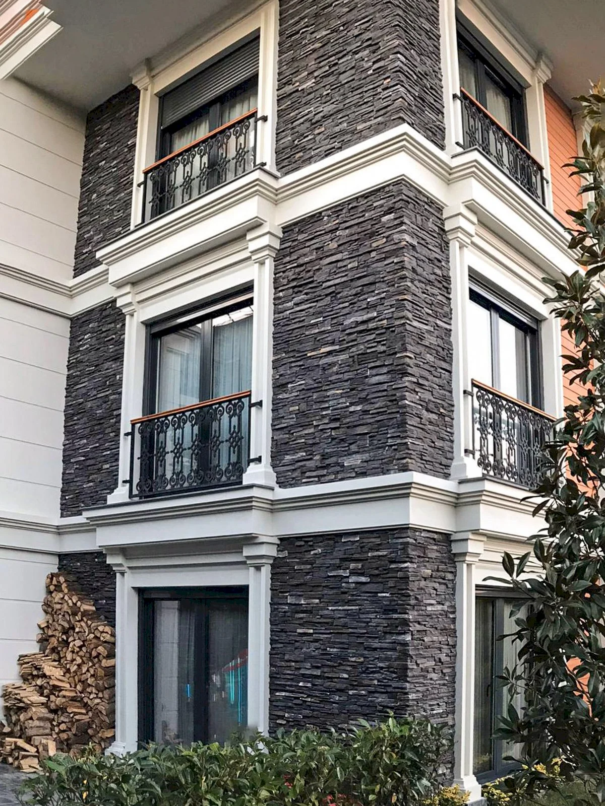 Arcadia Dark Rundle dış mekân taş kaplama