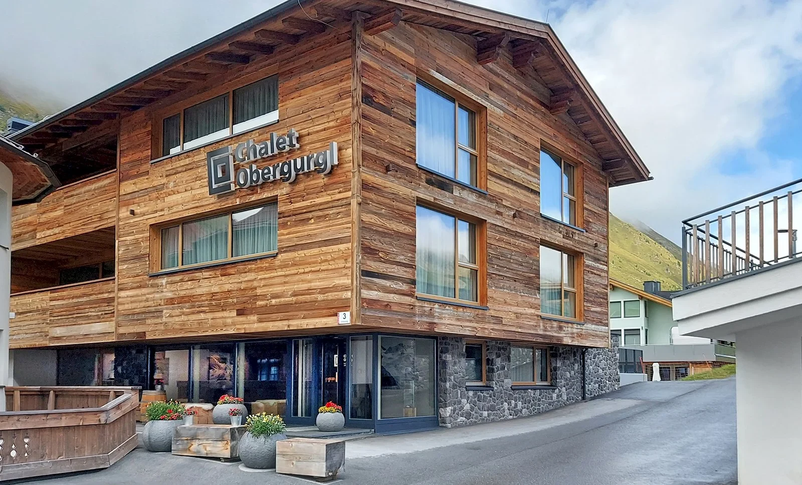Atlas modeli obergurgl kültür taşı iş yeri kaplama uygulaması