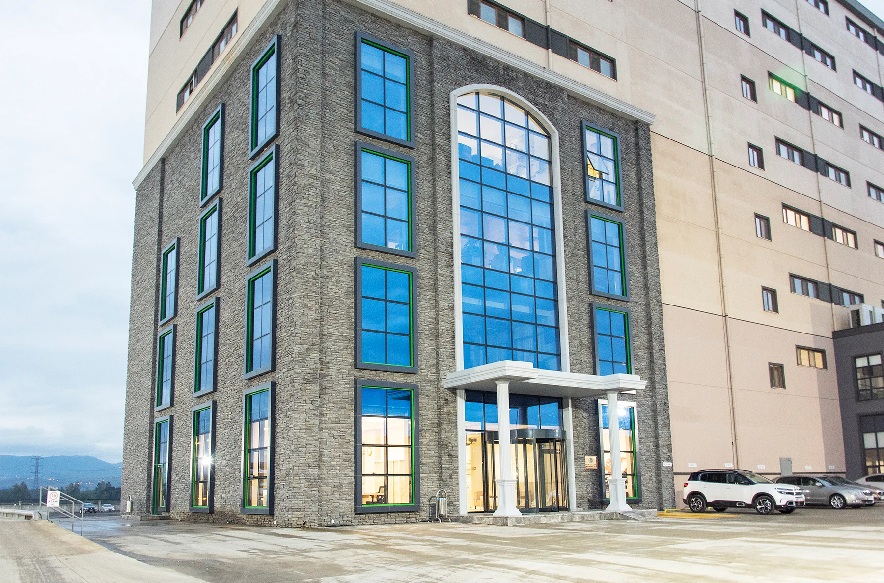 Kronos kültür taşı otel