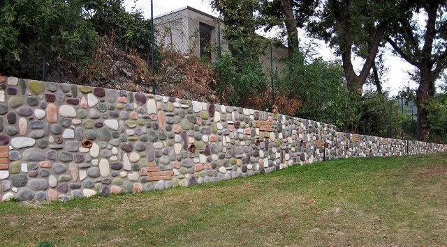 Natilus kültür taşı bahçe duvarı kaplaması