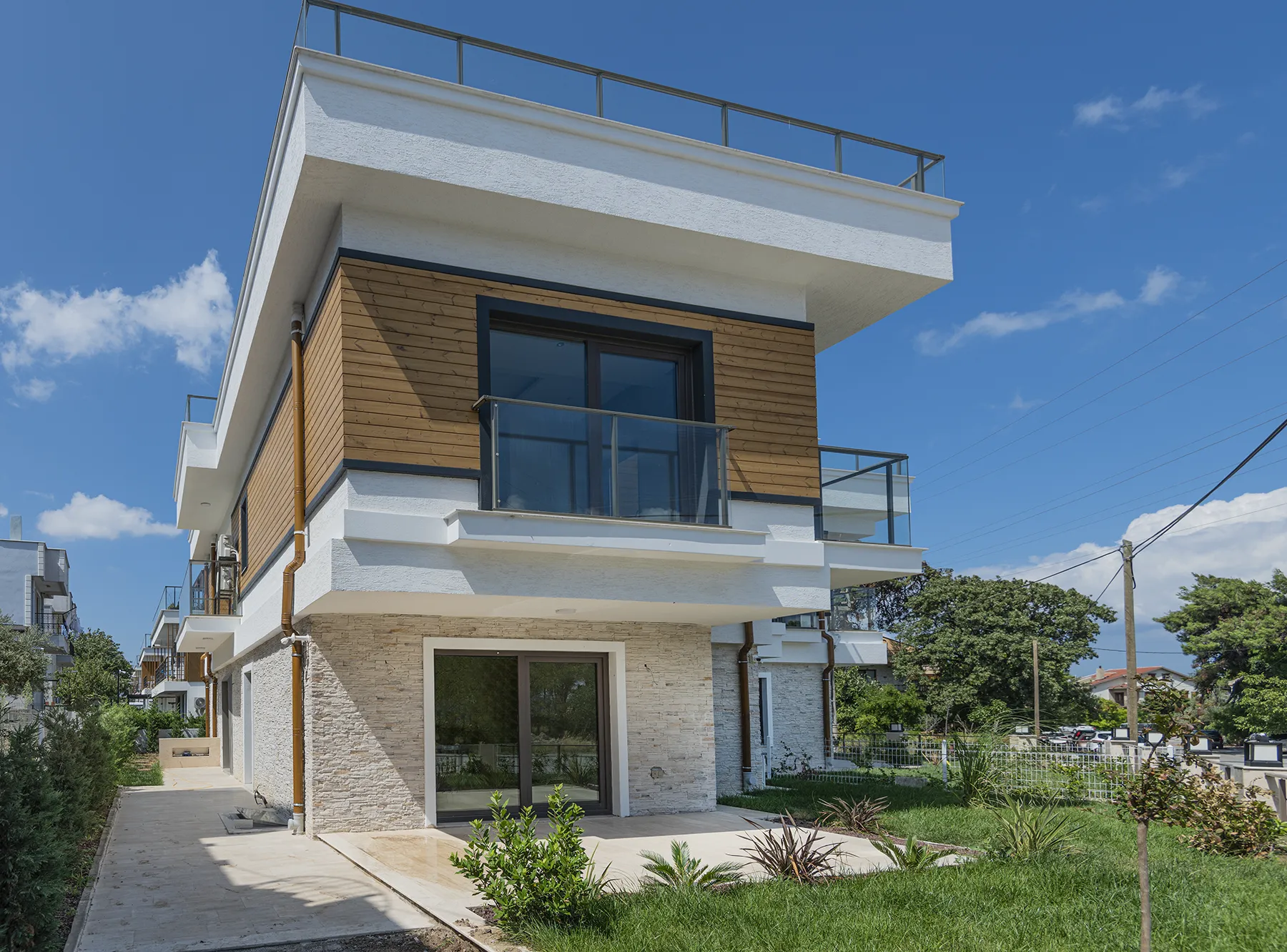 Runner İnci kültür taşı villa dış mekân kaplaması