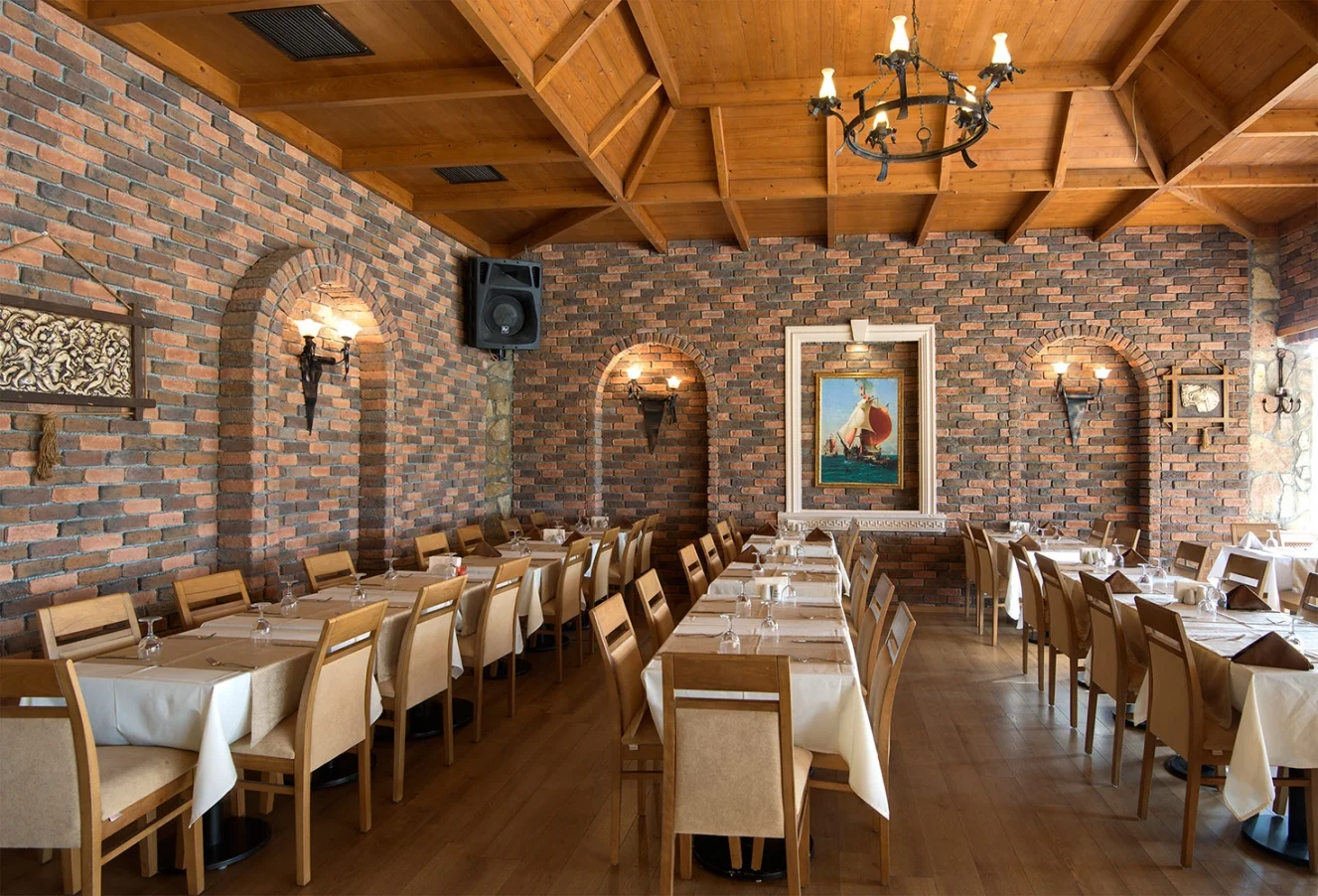 Barok kültür tuğlası restoran örneği
