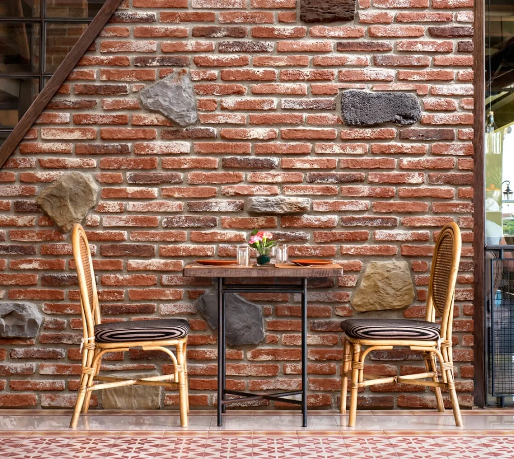 Ferrara kültür tuğlası duvar uygulaması örneği