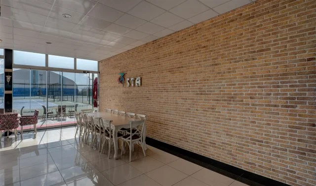 Granulbrick 20-30 kültür tuğlası kafeterya örneği