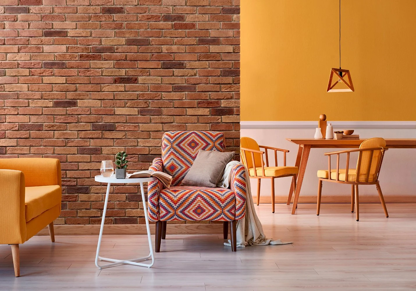 Loft kültür tuğlası duvar uygulaması örneği