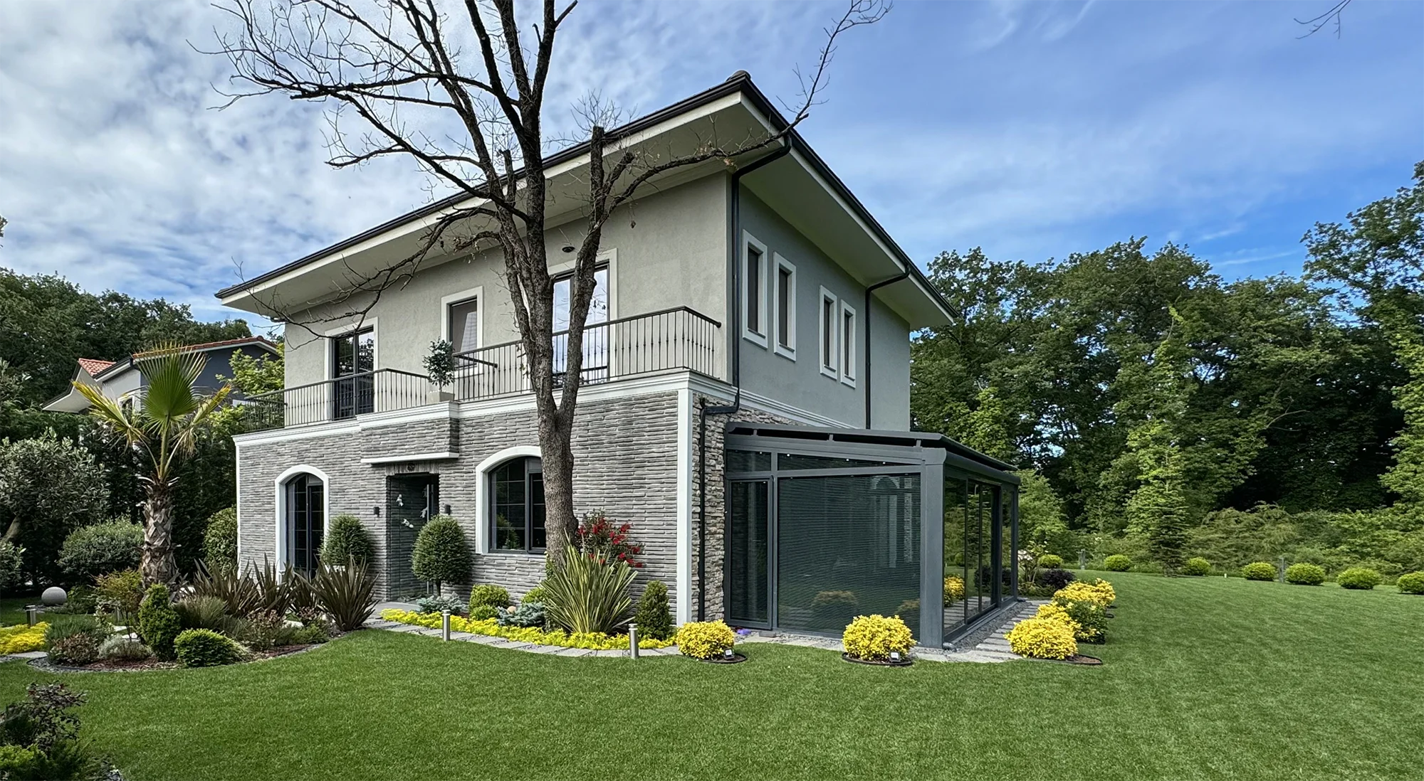 Maxima kültür tuğlası villa cephesi örneği