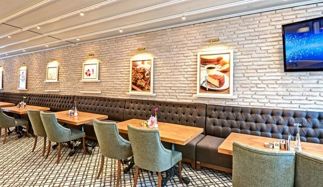 Roman kültür tuğlası kafe örneği