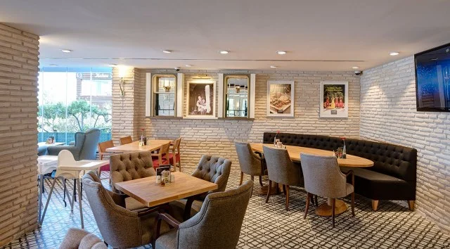 Roman kültür tuğlası restoran örneği